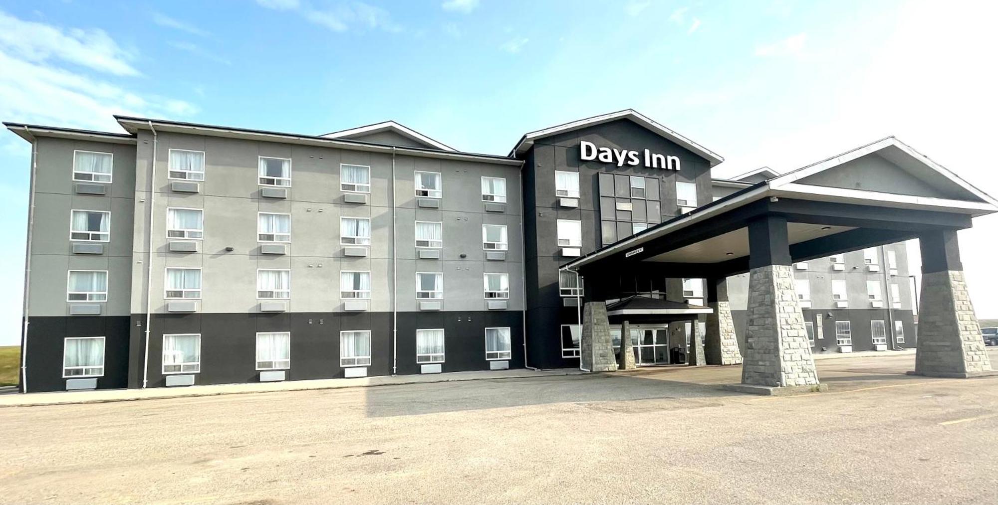 Days Inn By Wyndham Grande Prairie Exteriör bild